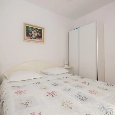 Tom Apartment Omis